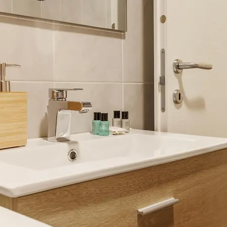 Centro Junior Con Wi-fi E A/c Daire *